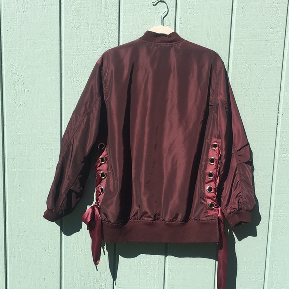 red bomber coat lace ribbon - Picture 6 of 11